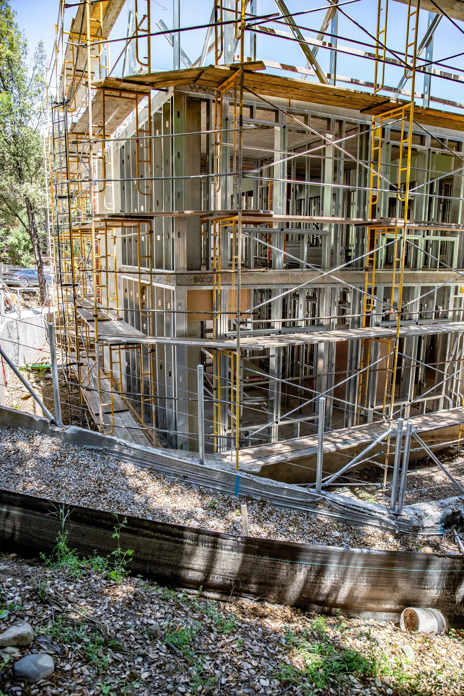 Framing around the corner